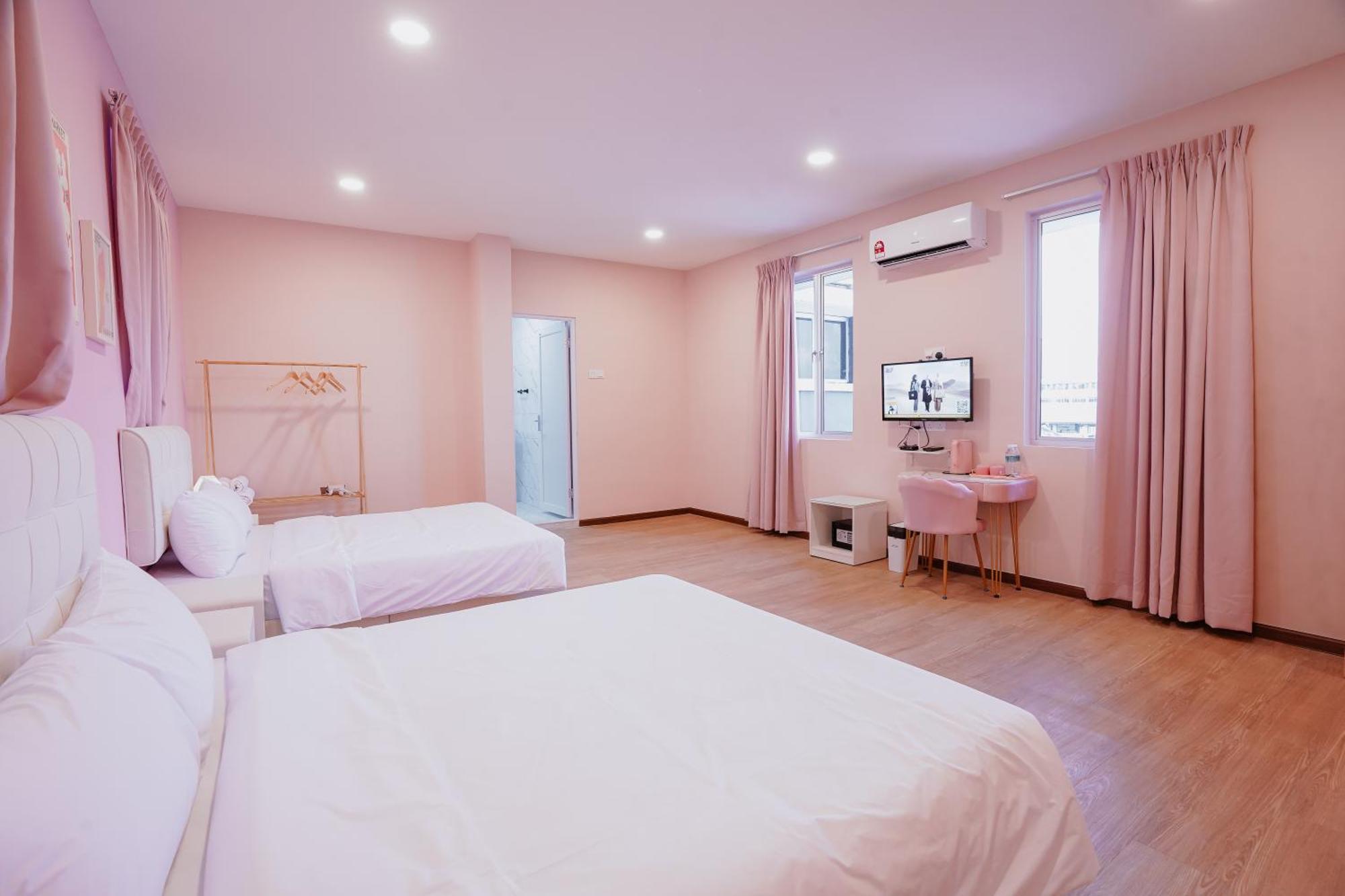 Pink Cabana Hotel George Town Exteriör bild