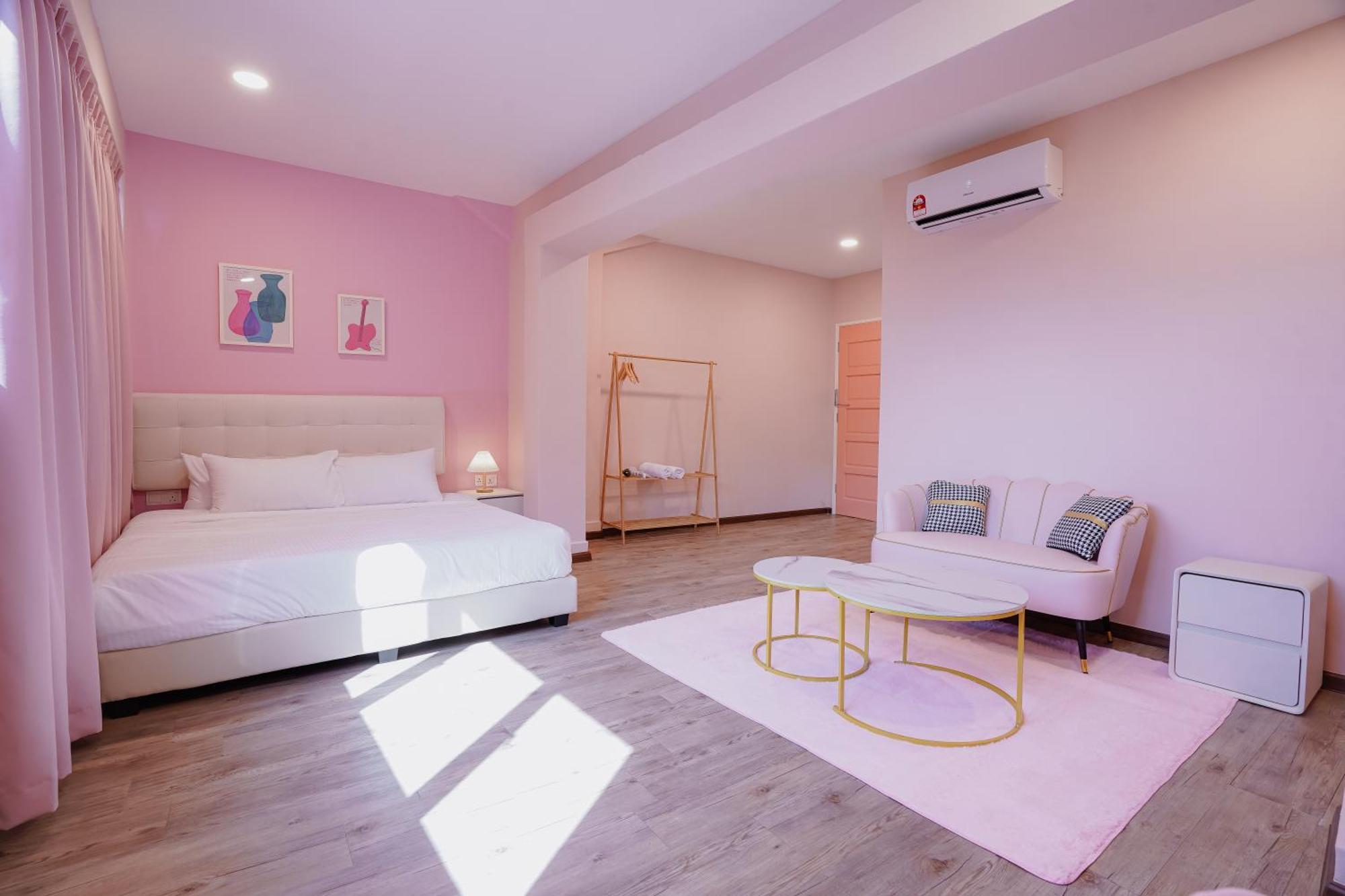 Pink Cabana Hotel George Town Exteriör bild