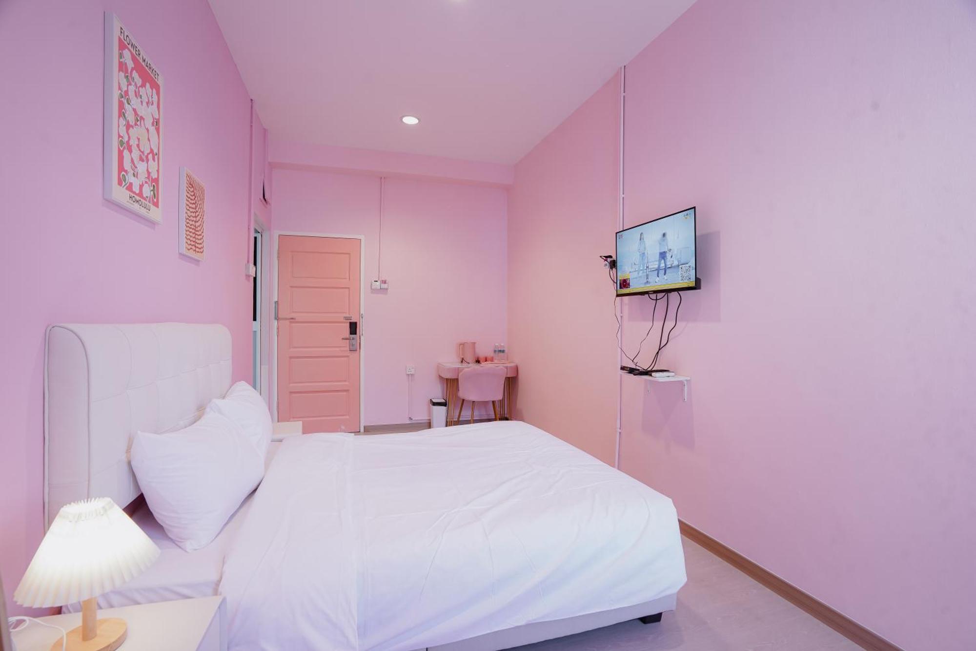 Pink Cabana Hotel George Town Exteriör bild