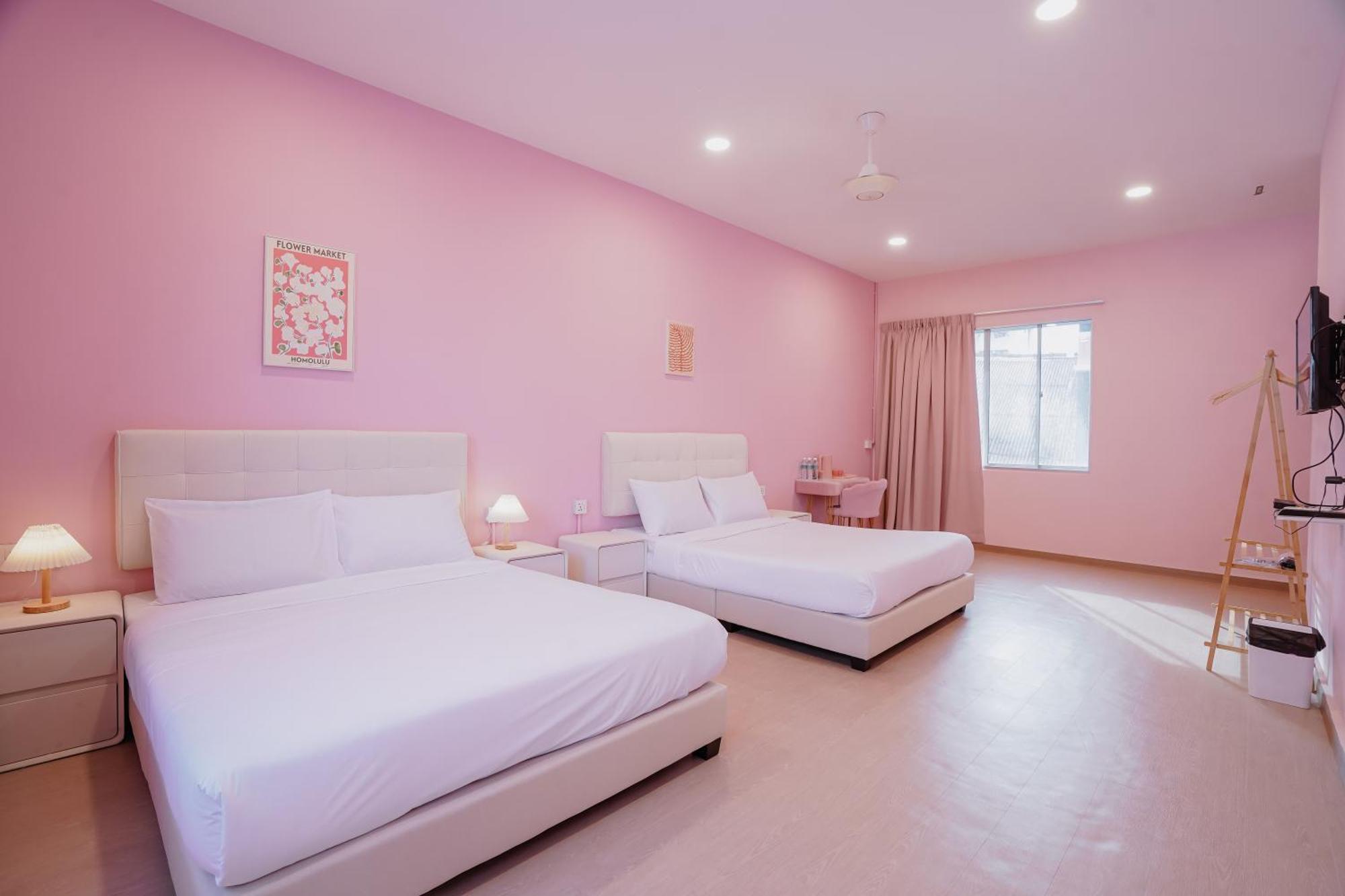 Pink Cabana Hotel George Town Exteriör bild