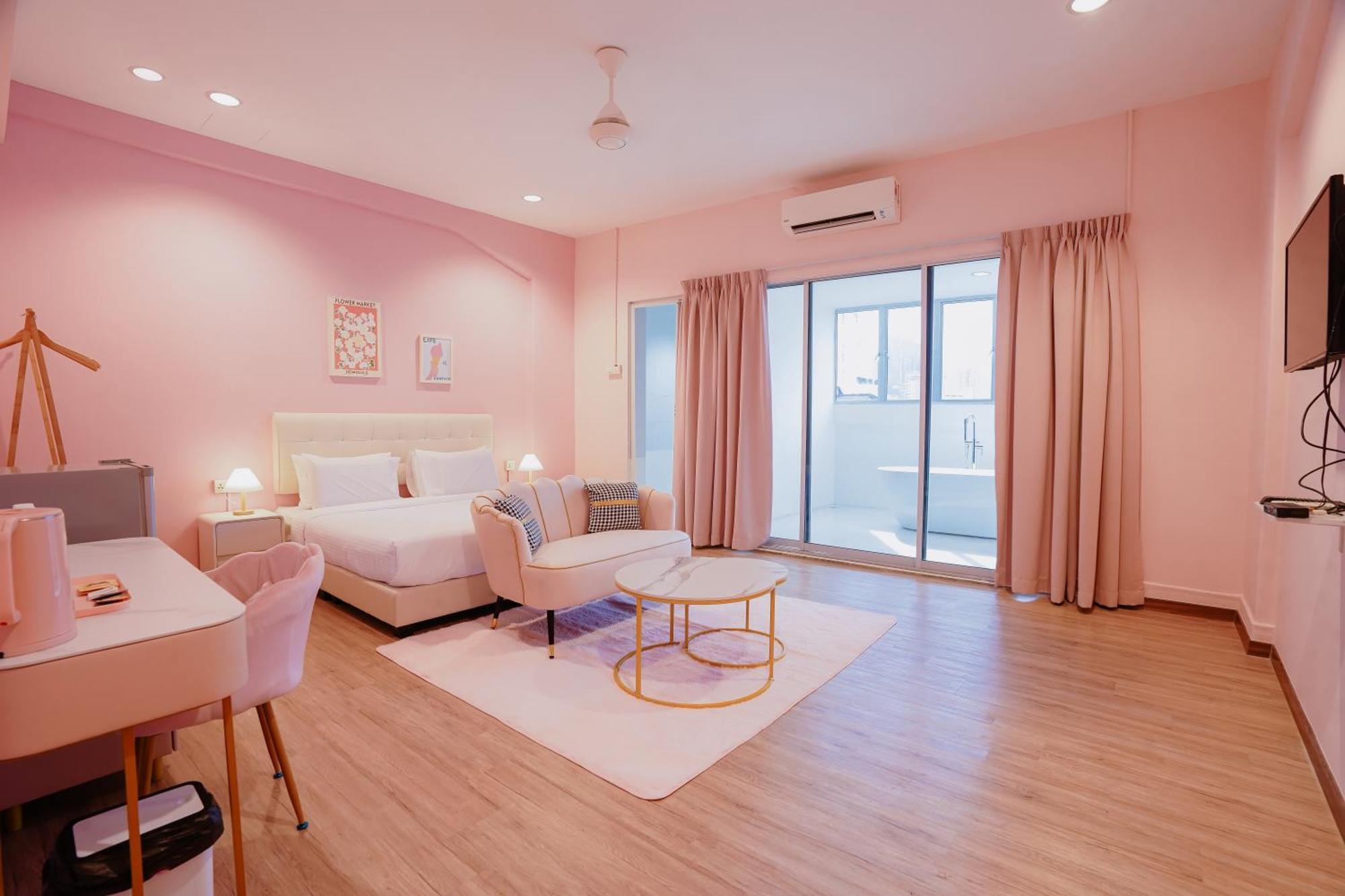 Pink Cabana Hotel George Town Exteriör bild